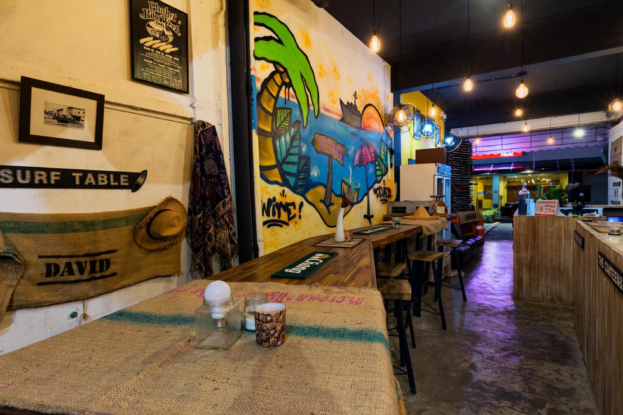 Wire Hostel Patong Exterior foto